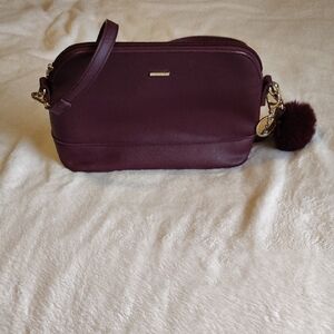 Elegant Burgundy Shoulder Bag